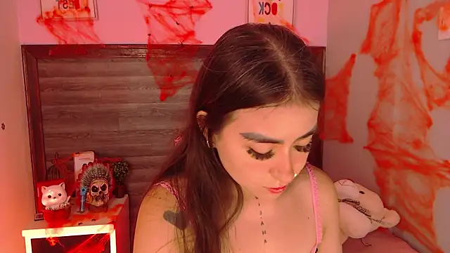 AdaaMillan online show from October 27, 11:55 am