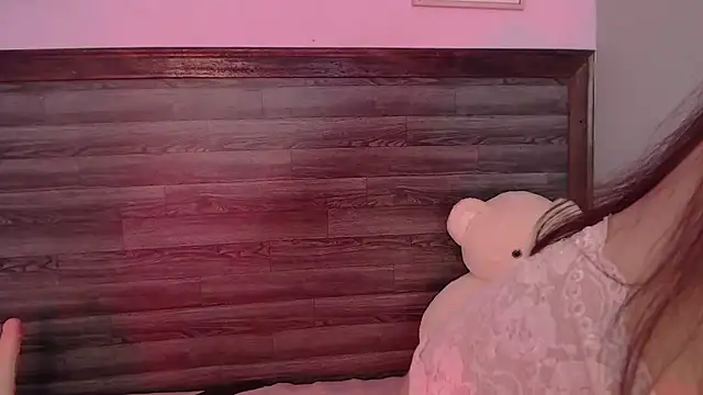 AdaaMillan online show from February 19, 7:55 pm