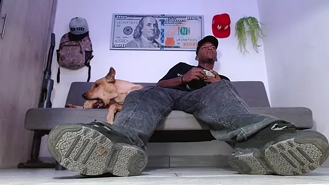 Master foot  online show from April 9, 6:15 am