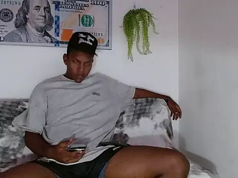Master foot  online show from June 4, 2:11 pm