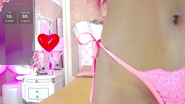 Snapshot of CharlotteBrandt chatting on February 22, 11:13 pm CharlotteBrandt online show from February 22, 11:13 pm