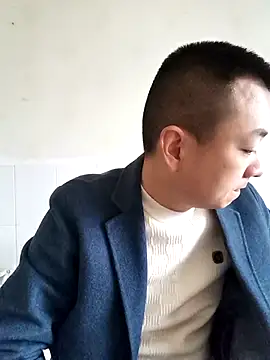 Snapshot of swg176 chatting on February 26, 3:50 am swg176 online show from February 26, 3:50 am