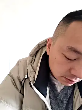 Snapshot of swg176 chatting on February 15, 4:46 am swg176 online show from February 15, 4:46 am