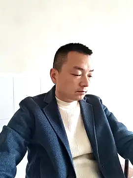 Snapshot of swg176 chatting on February 25, 3:40 am swg176 online show from February 25, 3:40 am