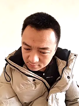 Snapshot of swg176 chatting on January 6, 6:06 am swg176 online show from January 6, 6:06 am