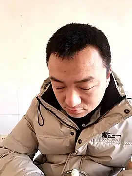 Snapshot of swg176 chatting on January 8, 6:30 am swg176 online show from January 8, 6:30 am