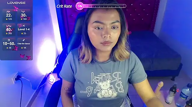 madelein m online show from March 12, 7:47 pm