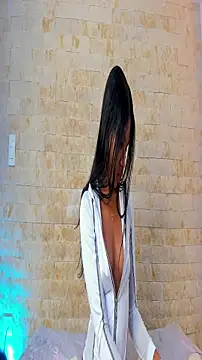 Snapshot of pocahontas_pow chatting on October 23, 12:15 pm pocahontas pow online show from October 23, 12:15 pm