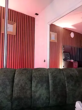 EthaanCox online show from March 18, 8:50 am