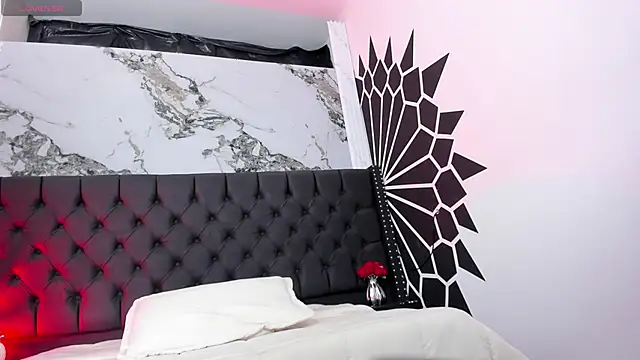 EthaanCox online show from March 23, 8:52 pm