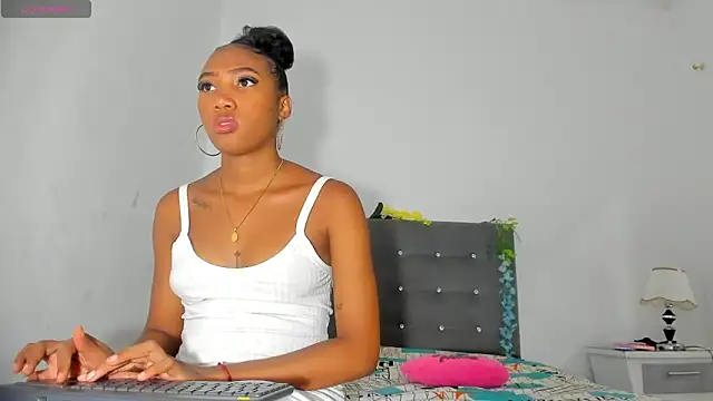 NoaBrowm online show from September 18, 10:02 pm