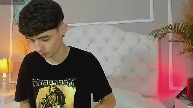 connor and angel online show from March 3, 5:20 pm