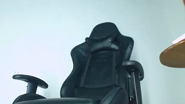 matteo rivas online show from April 9, 1:07 am