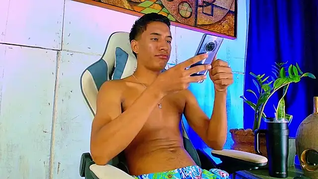 matteo rivas online show from October 15, 2:54 am