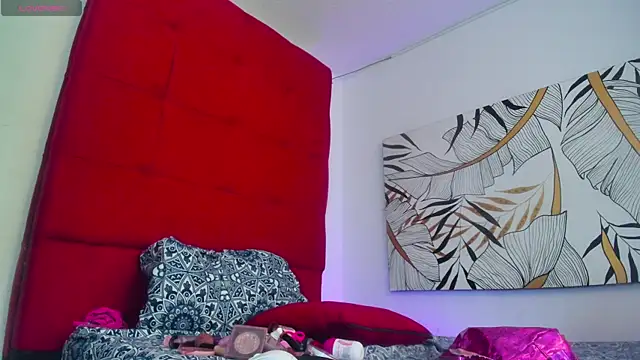 wandaliones online show from April 18, 7:40 pm