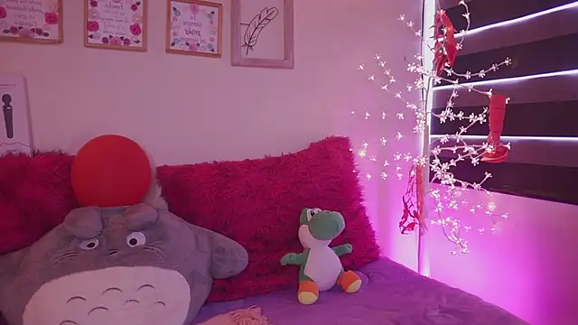 emma soffia  online show from February 24, 6:04 pm