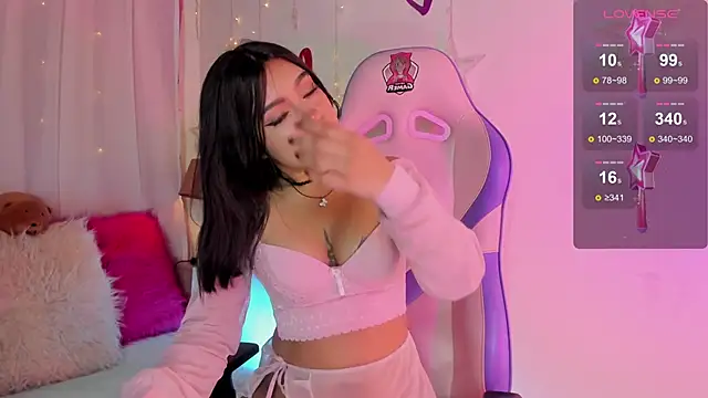 emma soffia  online show from March 5, 6:12 pm