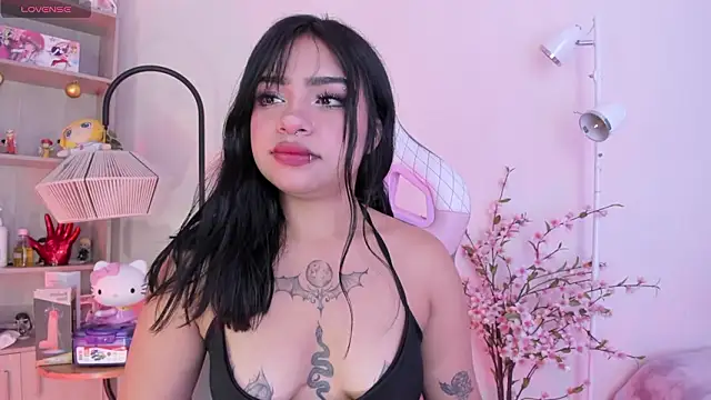 emma soffia  online show from February 26, 3:01 pm