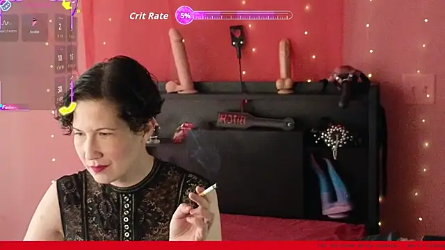 Snapshot of MistressVeritasX chatting on November 18, 8:12 pm MistressVeritasX online show from November 18, 8:12 pm