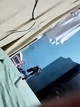 Snapshot of Jinenez chatting on October 18, 2:24 am Jinenez online show from October 18, 2:24 am