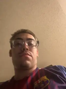 Snapshot of Daddywick chatting on November 10, 12:43 pm Daddywick online show from November 10, 12:43 pm