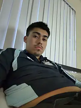 Snapshot of Daddywick chatting on February 19, 1:46 am Daddywick online show from February 19, 1:46 am