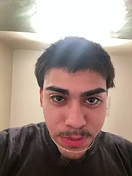 Snapshot of Daddywick chatting on February 26, 5:42 pm Daddywick online show from February 26, 5:42 pm