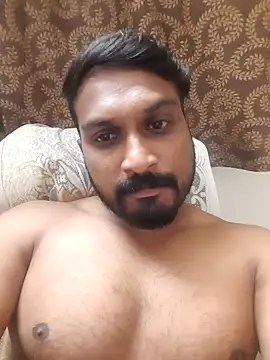 Snapshot of Chennaibull15 chatting on February 2, 5:37 pm Chennaibull15 online show from February 2, 5:37 pm