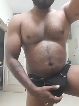 Snapshot of Chennaibull15 chatting on December 14, 5:51 pm Chennaibull15 online show from December 14, 5:51 pm