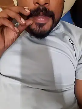 Snapshot of Chennaibull15 chatting on February 5, 6:15 pm Chennaibull15 online show from February 5, 6:15 pm