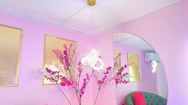 scarlette69 online show from December 16, 7:40 pm