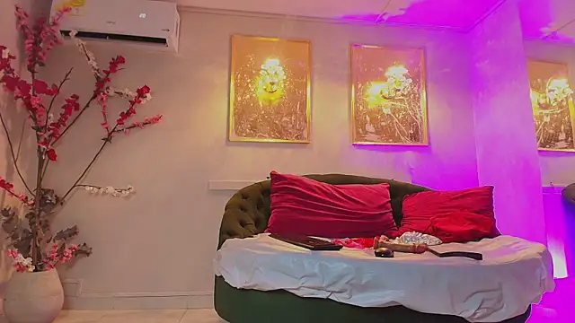scarlette69 online show from April 21, 1:42 am