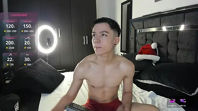 Snapshot of alanblack1 chatting on November 22, 1:10 pm alanblack1 online show from November 22, 1:10 pm