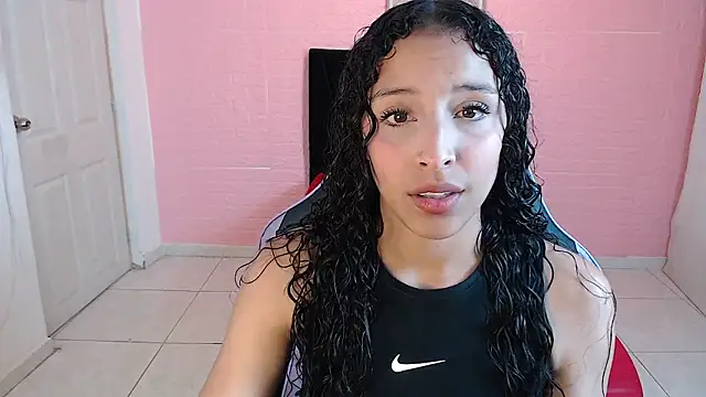 Snapshot of DULCE1609 chatting on November 7, 8:13 pm DULCE1609 online show from November 7, 8:13 pm