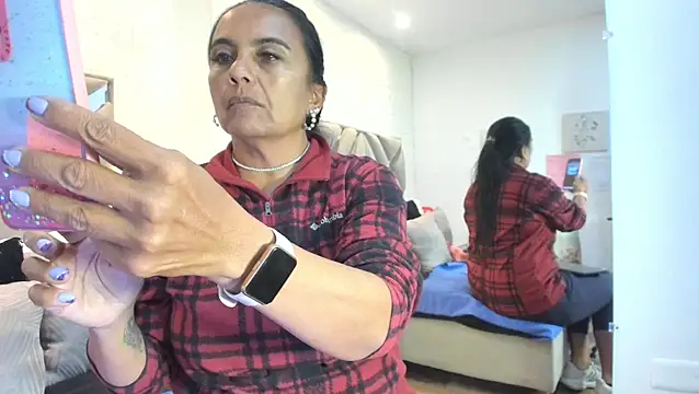 Snapshot of raquell_moore chatting on March 4, 12:57 pm raquell moore online show from March 4, 12:57 pm