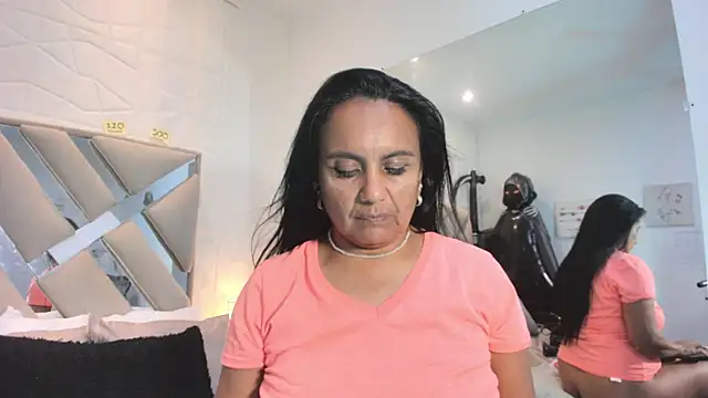 raquell moore online show from November 13, 11:41 pm