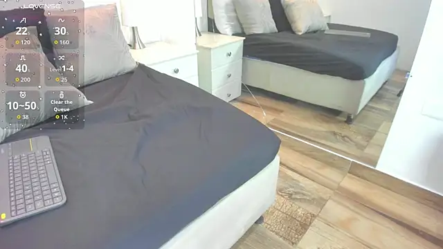 Snapshot of raquell_moore chatting on January 19, 2:43 pm raquell moore online show from January 19, 2:43 pm