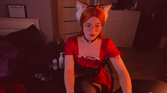 foxy jpg online show from December 16, 9:41 pm