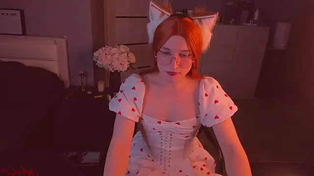 foxy jpg online show from November 8, 10:24 pm