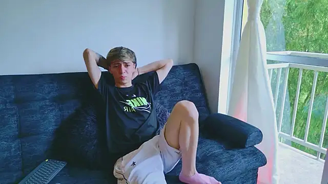 ethan and ava online show from October 2, 2:42 pm