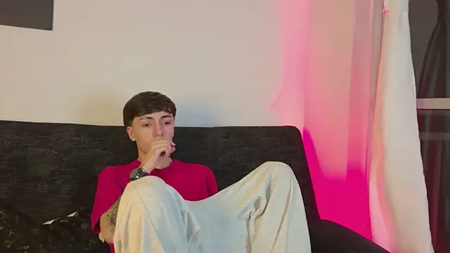 ethan and ava online show from March 14, 2:28 am