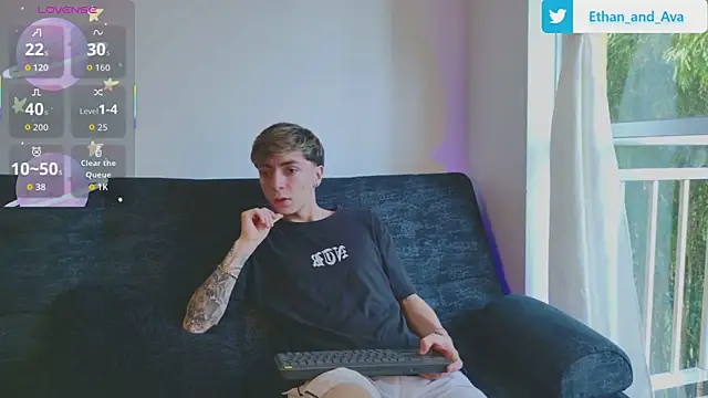 ethan and ava online show from November 7, 1:04 pm