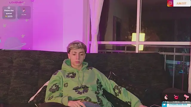 ethan and ava online show from May 14, 2:19 am