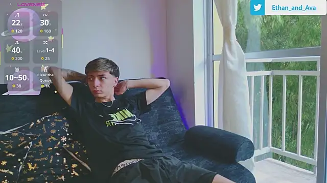 ethan and ava online show from November 15, 1:04 pm