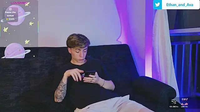 ethan and ava online show from November 8, 2:15 am