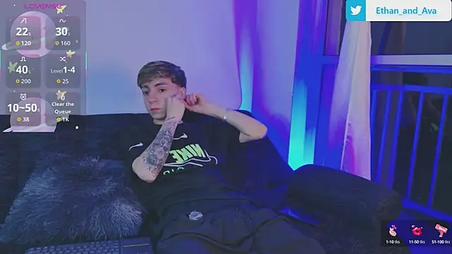 ethan and ava online show from October 16, 2:31 am