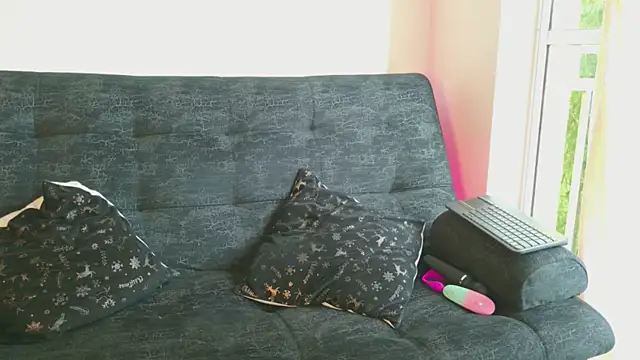 ethan and ava online show from March 4, 1:19 pm