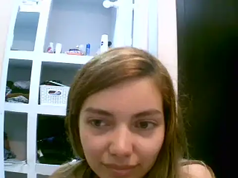 Snapshot of VittoriaTaylor chatting on March 19, 12:48 am VittoriaTaylor online show from March 19, 12:48 am