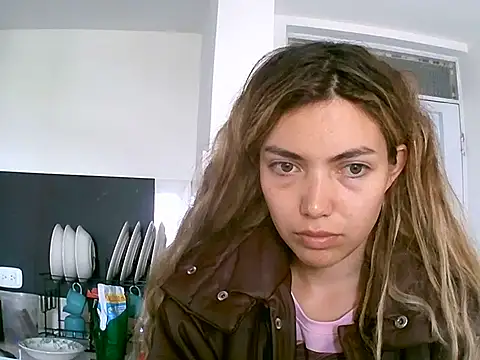 VittoriaTaylor online show from April 18, 6:32 pm