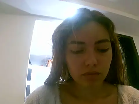 VittoriaTaylor online show from March 23, 8:08 pm